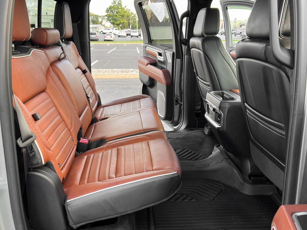 Used 2024 GMC Sierra 2500 Denali Ultimate w/ Max Trailering Package image 24