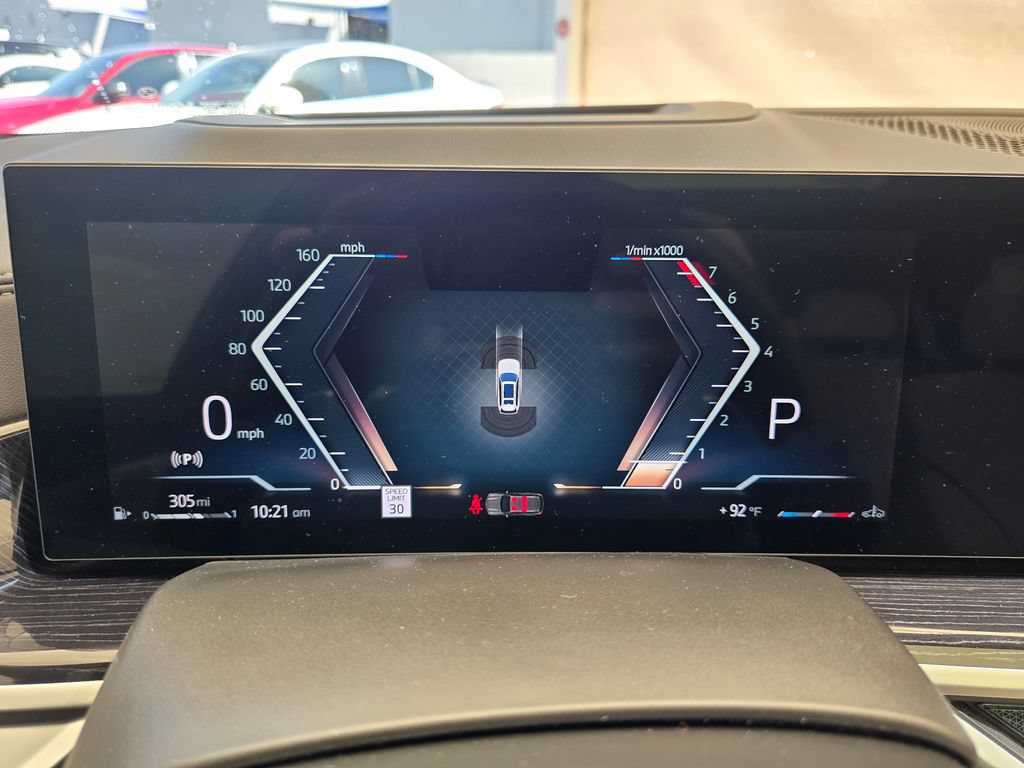 Used 2025 BMW X7 xDrive40i w/ Executive Package AWD/4WD image 18