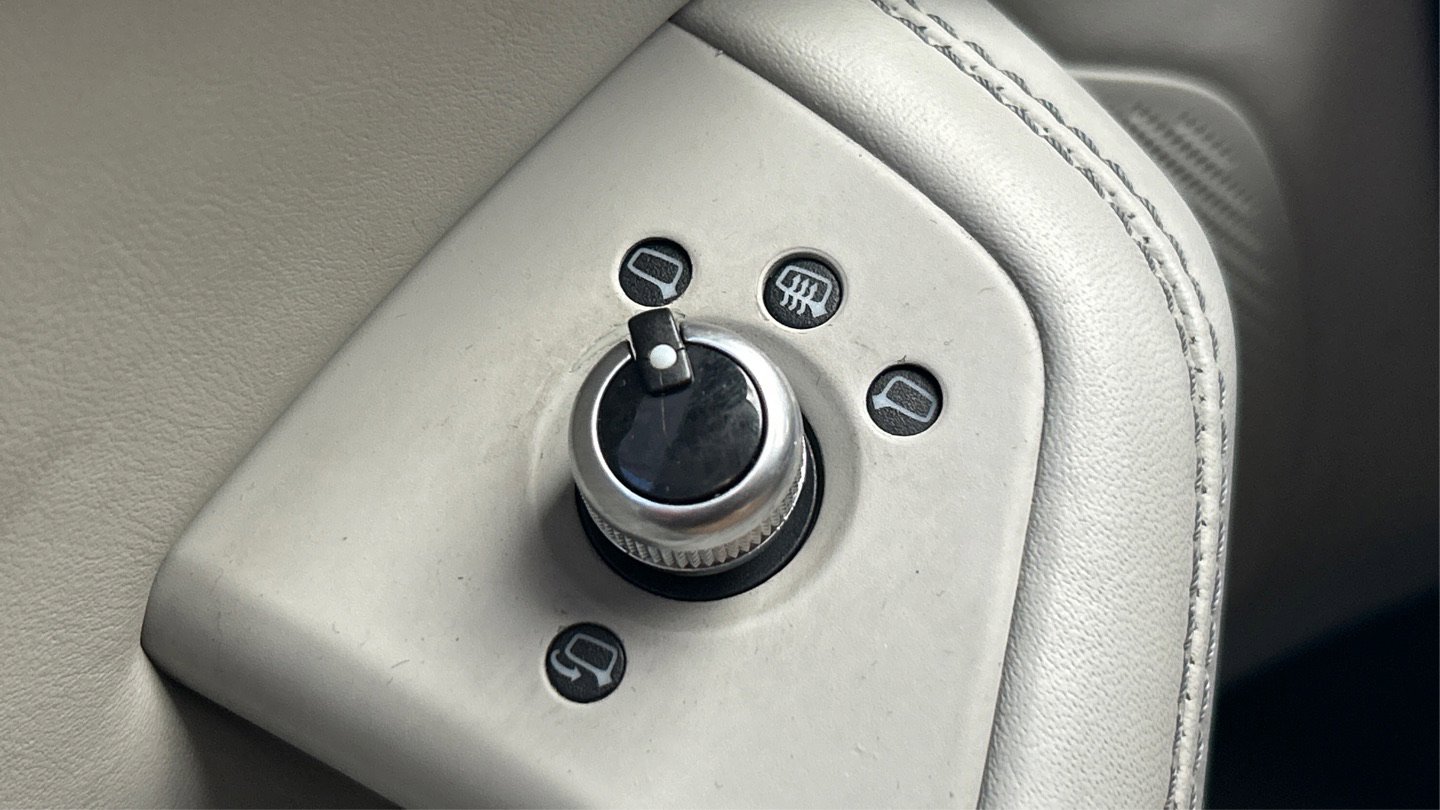 Used 2015 Audi S6 w/ Driver Assistance Package image 39