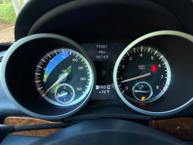 Used 2010 Mercedes-Benz SLK 350 image 21