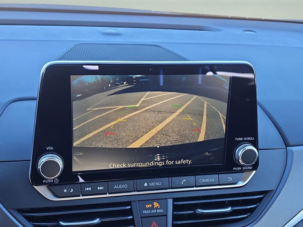 New 2025 Nissan Altima 2.5 SR image 6