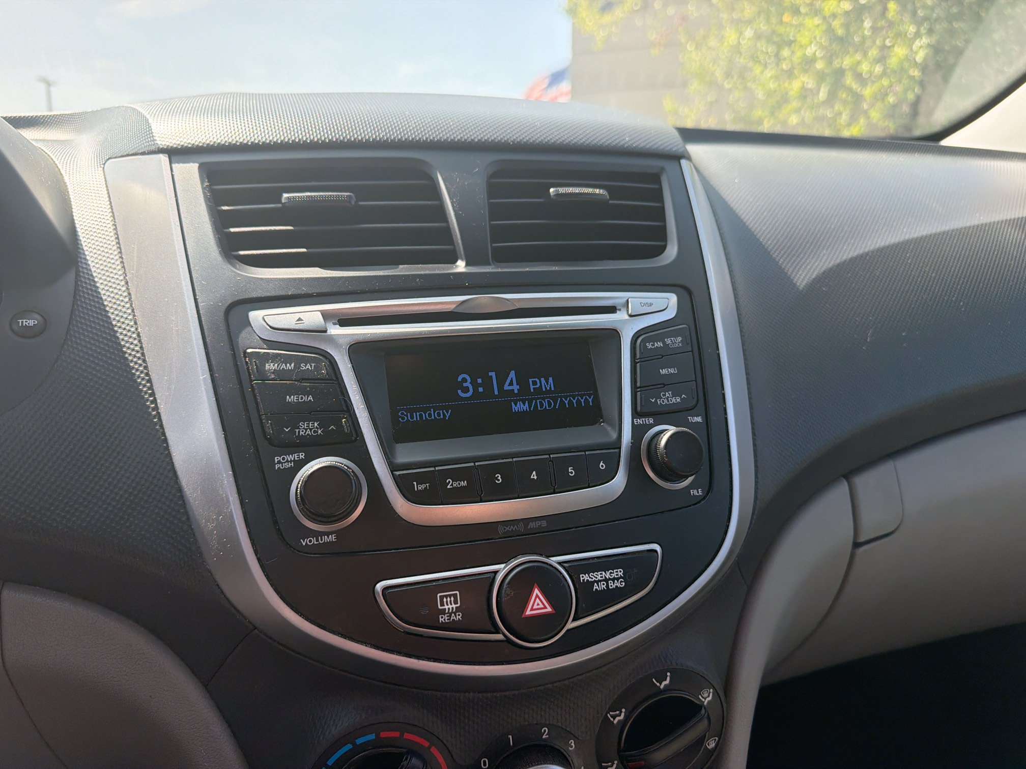 Used 2016 Hyundai Accent SE FWD image 11