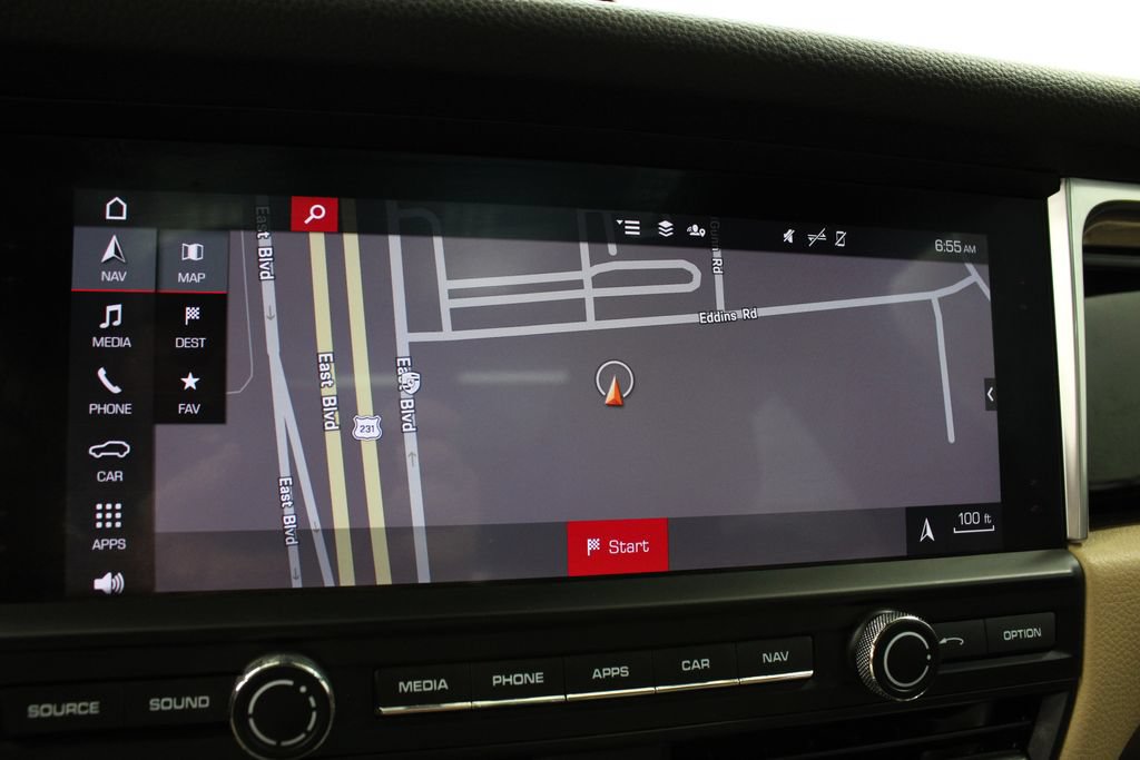Used 2020 Porsche Macan AWD/4WD image 20