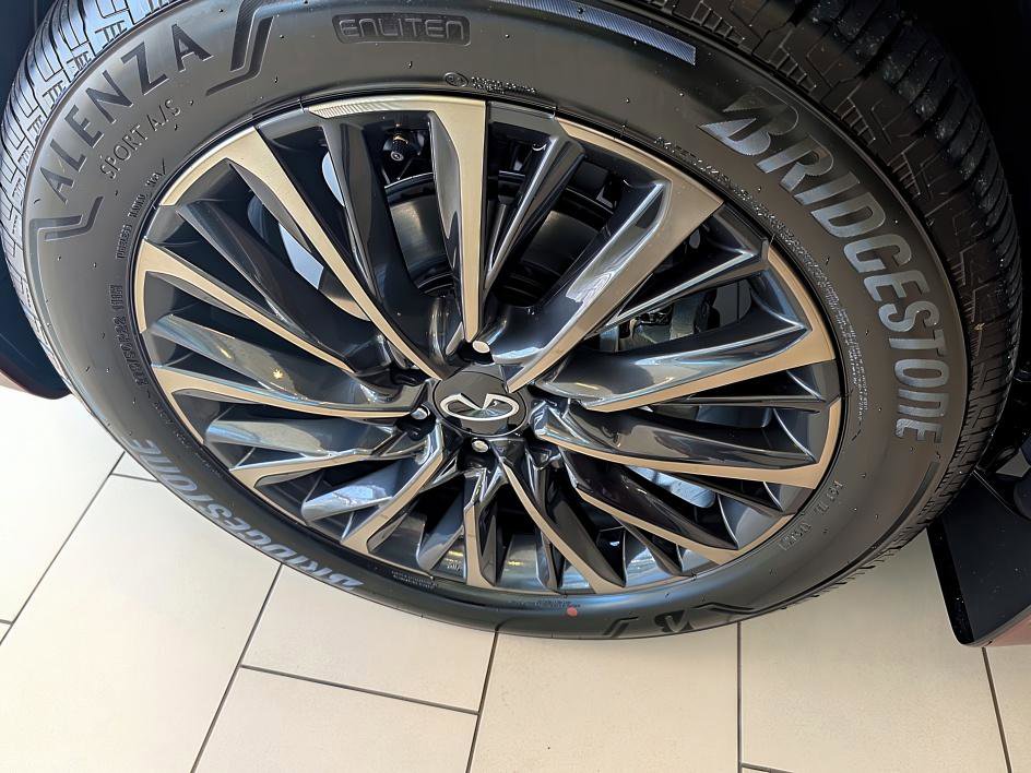 New 2026 INFINITI QX80 Autograph image 7