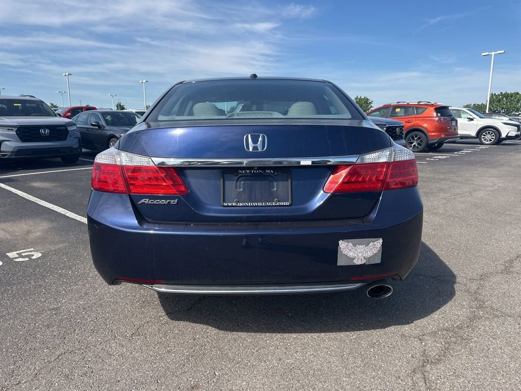 Used 2015 Honda Accord EX-L image 10
