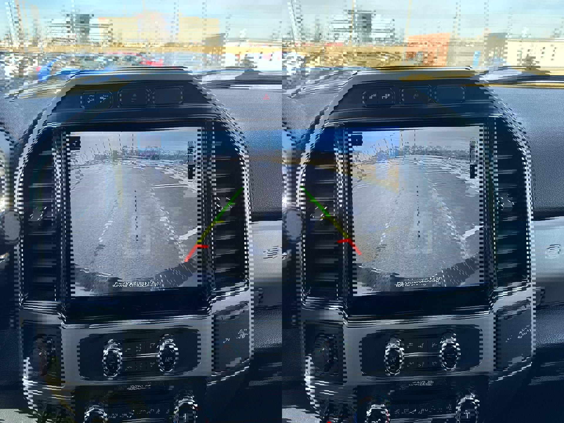 Used 2022 Ford F350 Lariat w/ Chrome Package image 17