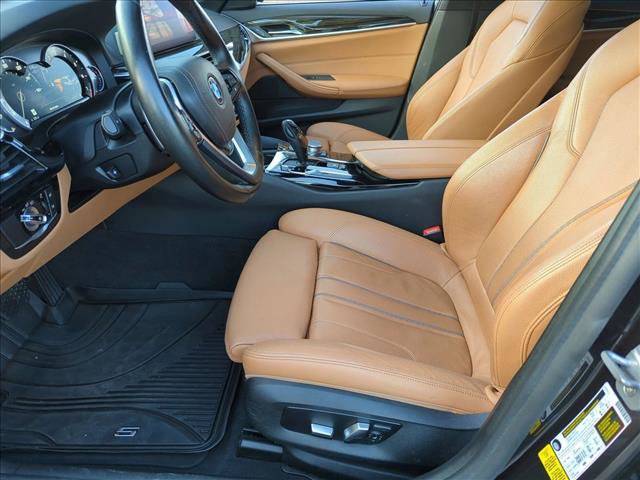 Used 2019 BMW 540i image 16