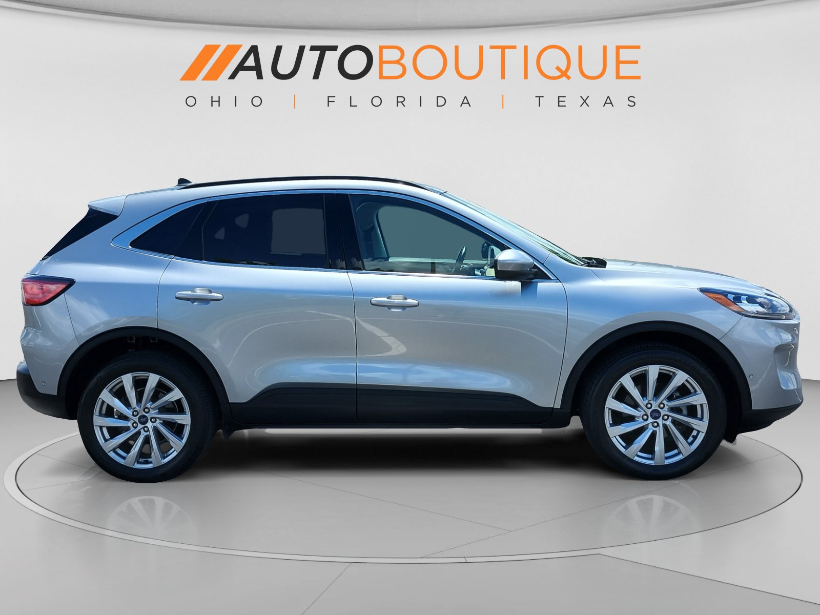Used 2022 Ford Escape Titanium w/ Titanium Elite Package AWD/4WD image 6
