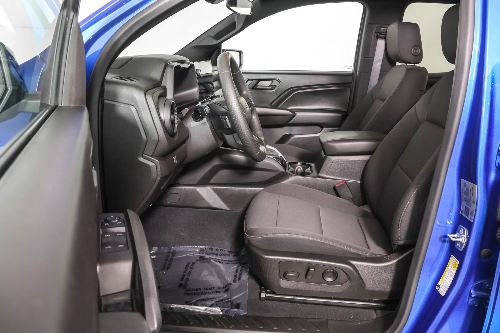 Used 2024 Chevrolet Colorado Trail Boss w/ Technology Package image 6