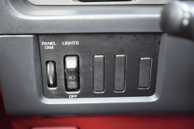 Used 1987 Ford Thunderbird Sport RWD image 19