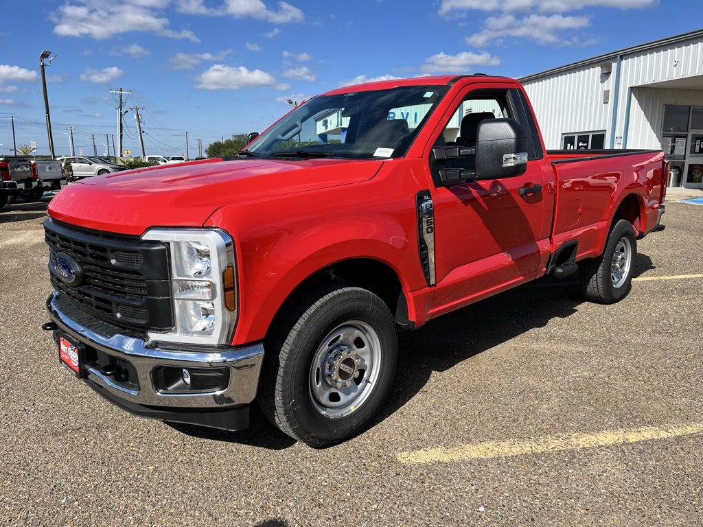 New 2026 Ford F350 XL w/ XL Chrome Package image 3
