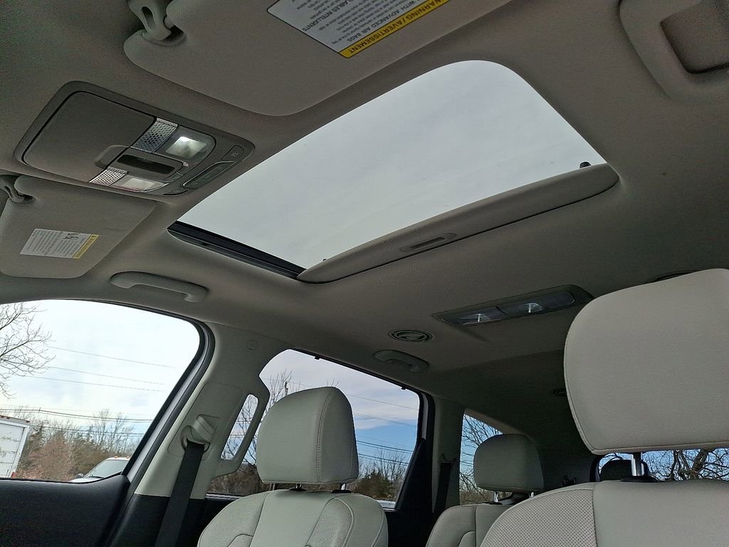 Used 2021 Kia Telluride EX w/ EX Premium Package image 18