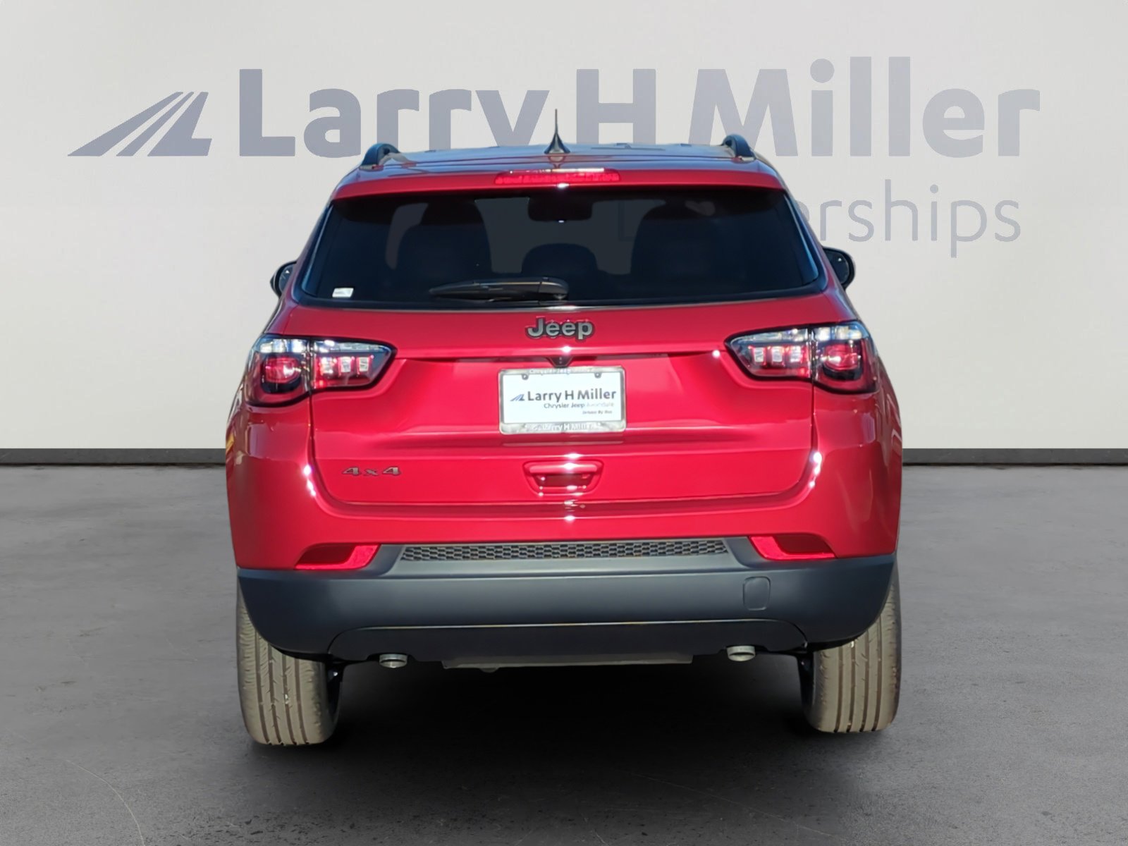 New 2026 Jeep Compass Latitude image 4