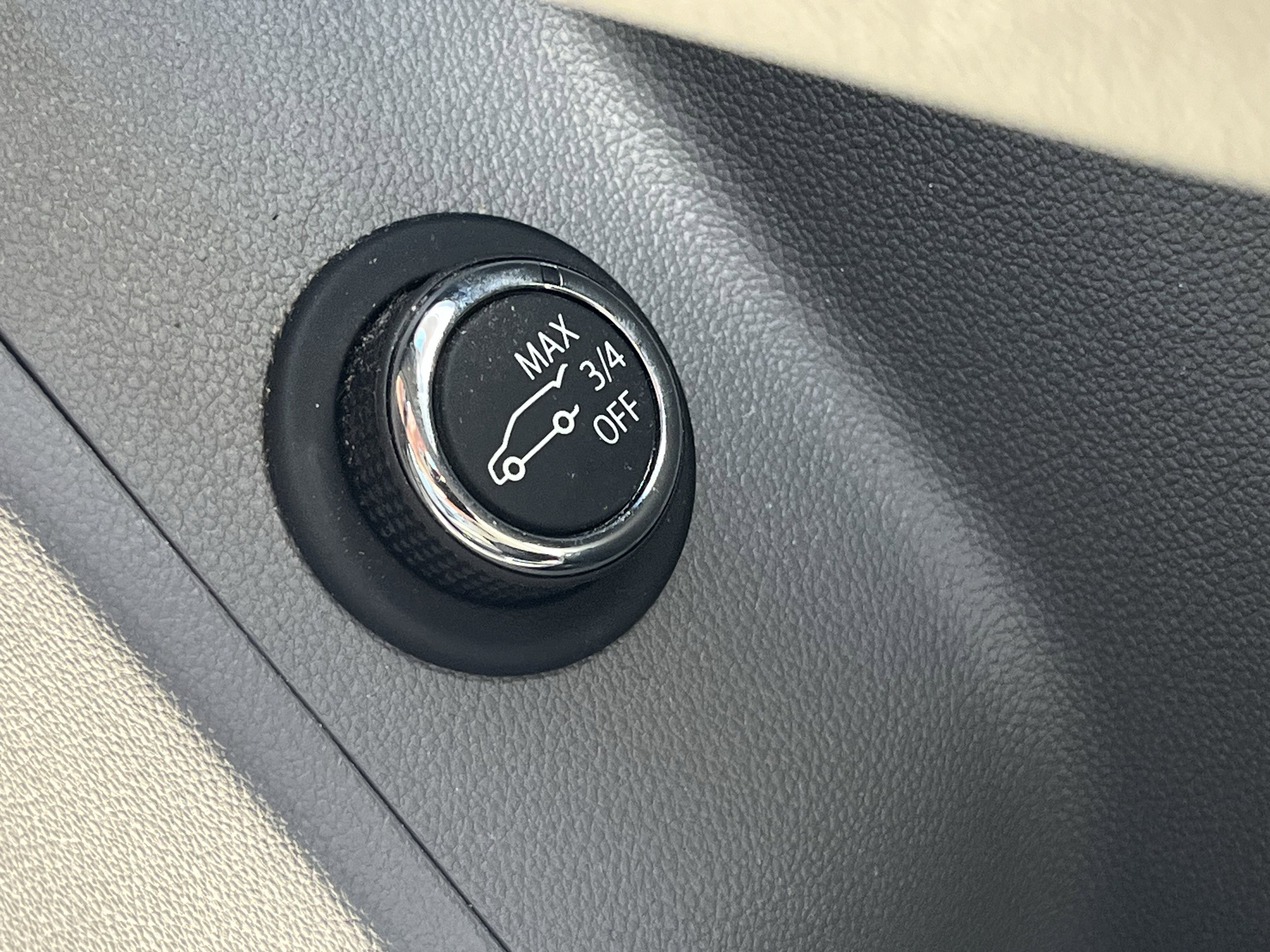 Certified 2023 Cadillac XT5 Premium Luxury FWD image 14