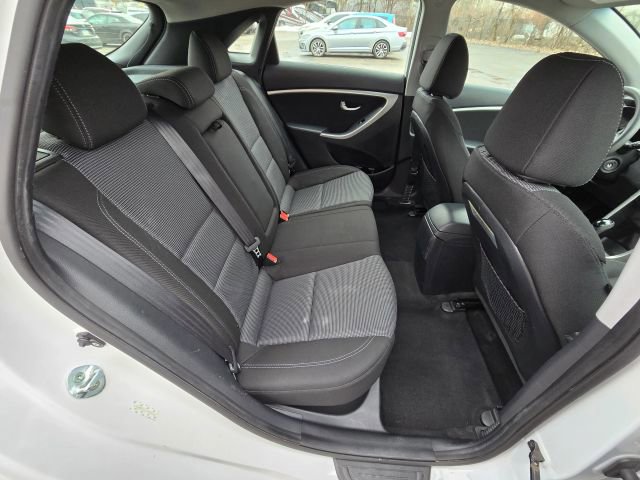 Used 2014 Hyundai Elantra GT image 13