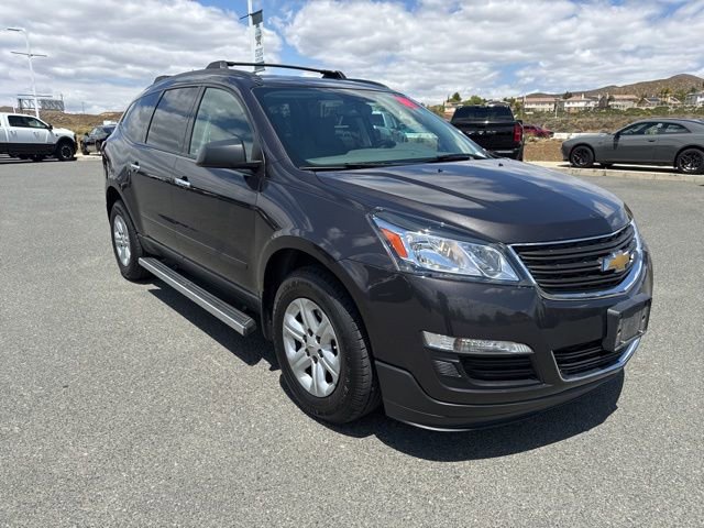 Used 2017 Chevrolet Traverse LS w/ LPO, 'HIT The Road' Package FWD image 6