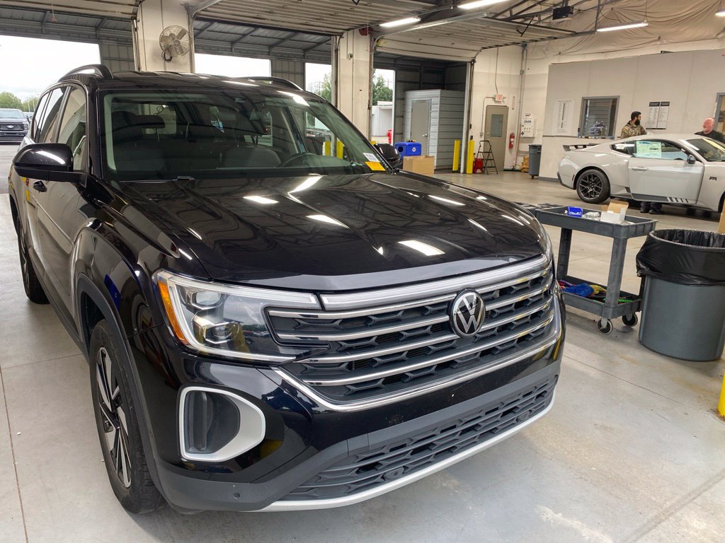 Used 2024 Volkswagen Atlas SE