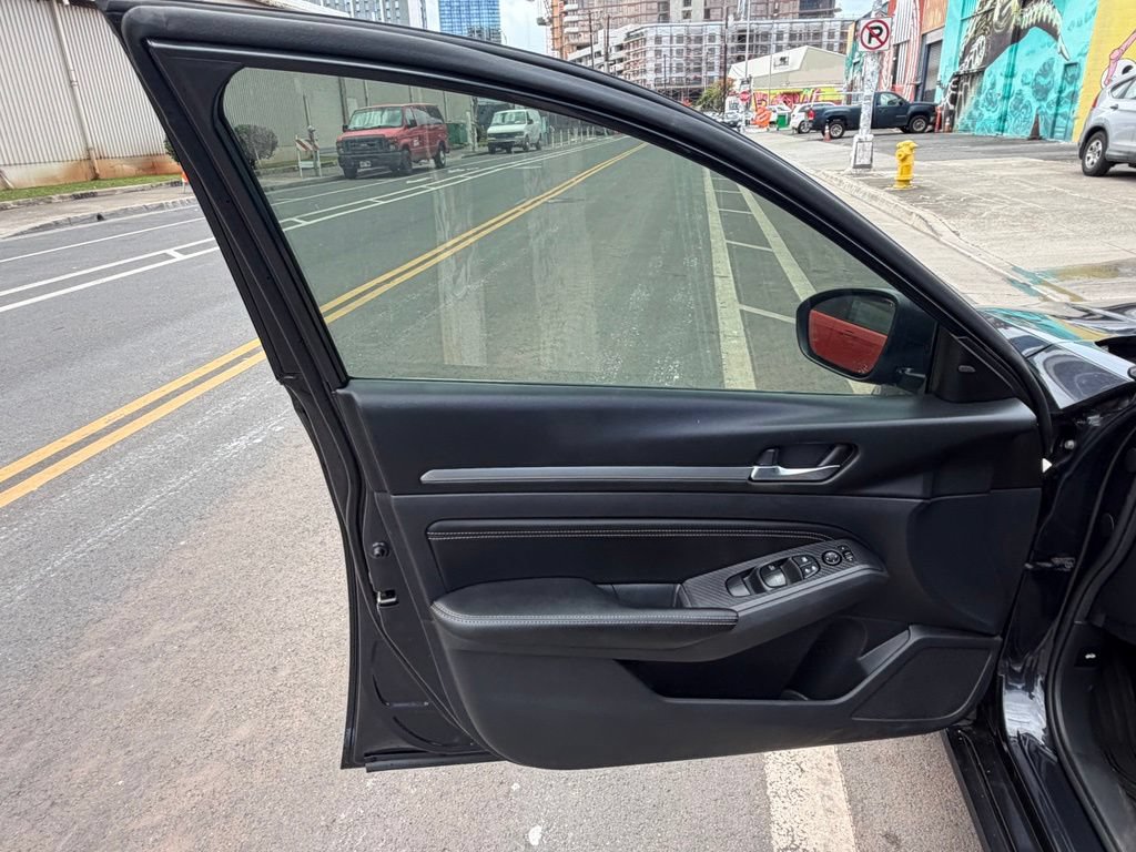 Used 2019 Nissan Altima 2.5 SV FWD image 8