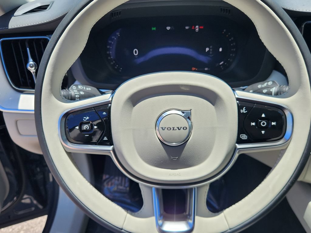 New 2026 Volvo XC60 B5 Ultra w/ Protection Package Premier AWD/4WD image 19