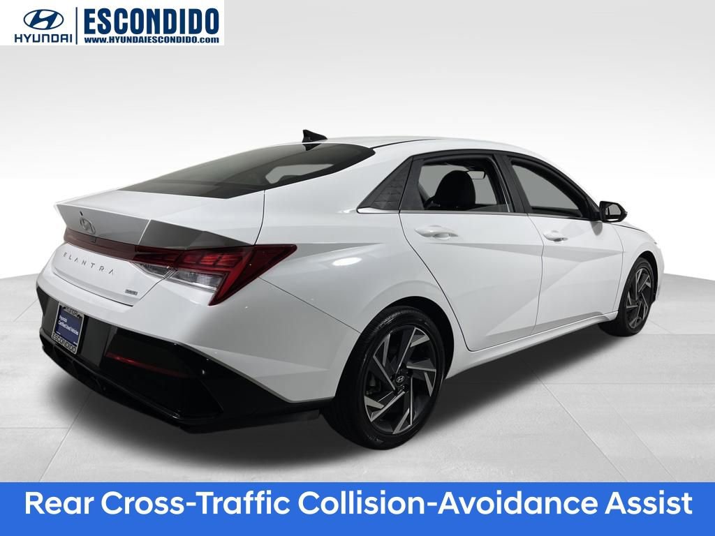 Certified 2025 Hyundai Elantra Limited image 5