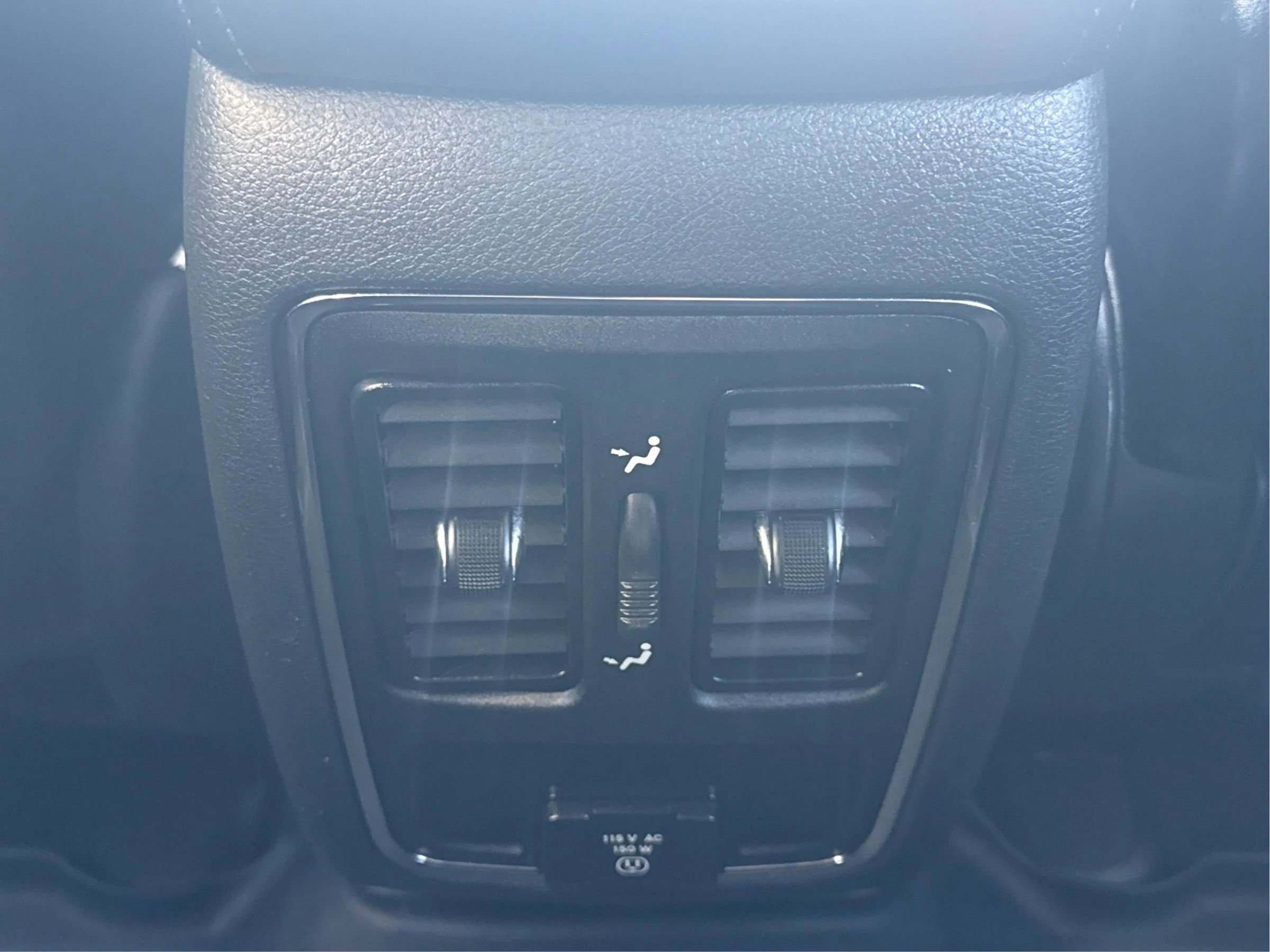 Used 2019 Jeep Grand Cherokee Altitude AWD/4WD image 35