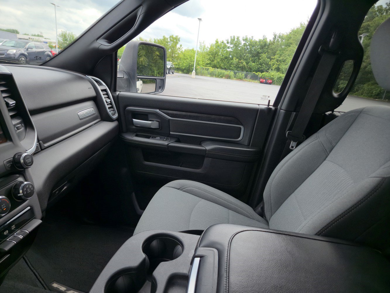 Used 2024 RAM 3500 Big Horn AWD/4WD image 14
