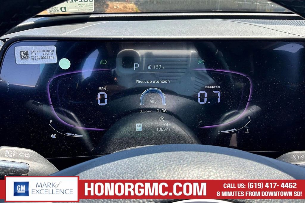 Used 2025 Kia Sportage EX w/ Premium Package image 13