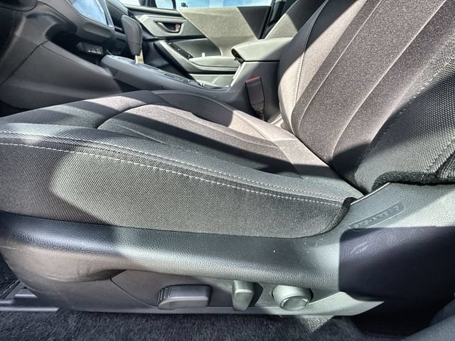 Used 2026 Subaru Crosstrek 2.5i Premium AWD/4WD image 12