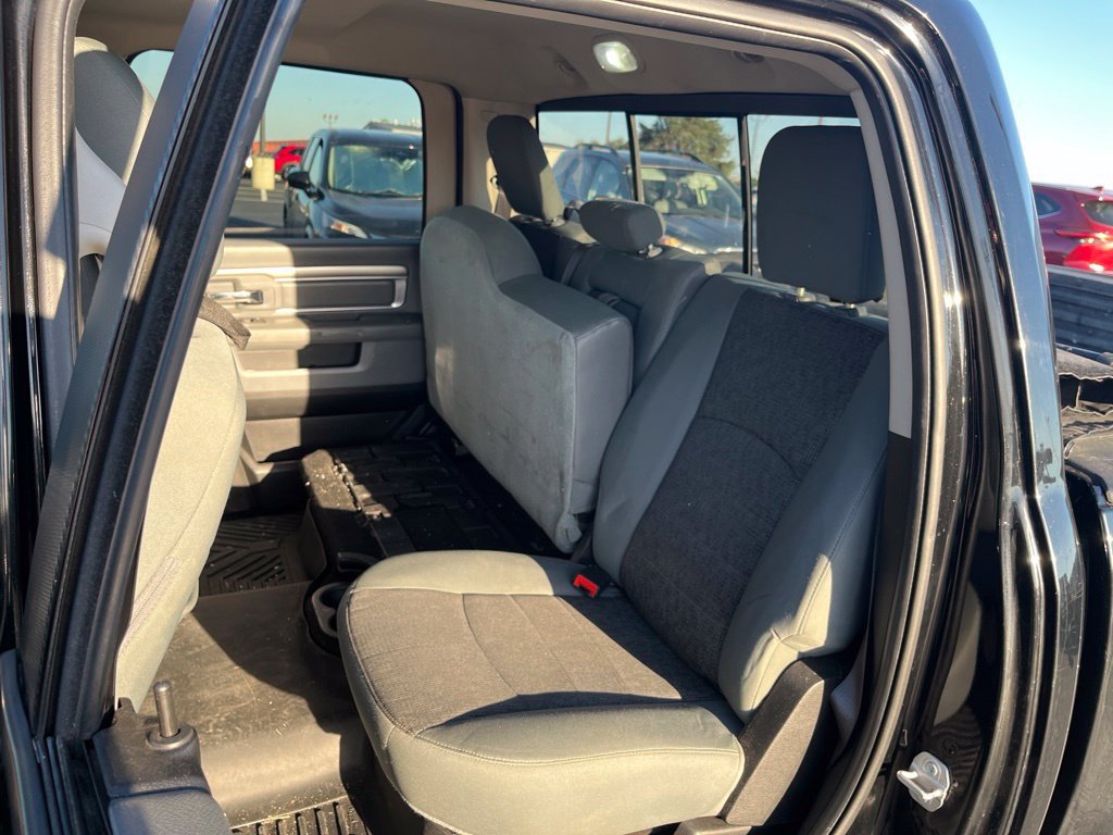 Used 2020 RAM 1500 Classic SLT w/ Luxury Group AWD/4WD image 24