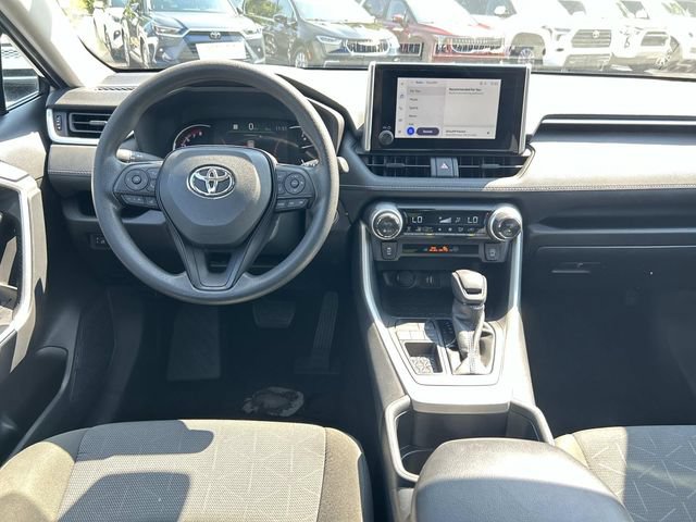 Used 2025 Toyota RAV4 XLE FWD image 16
