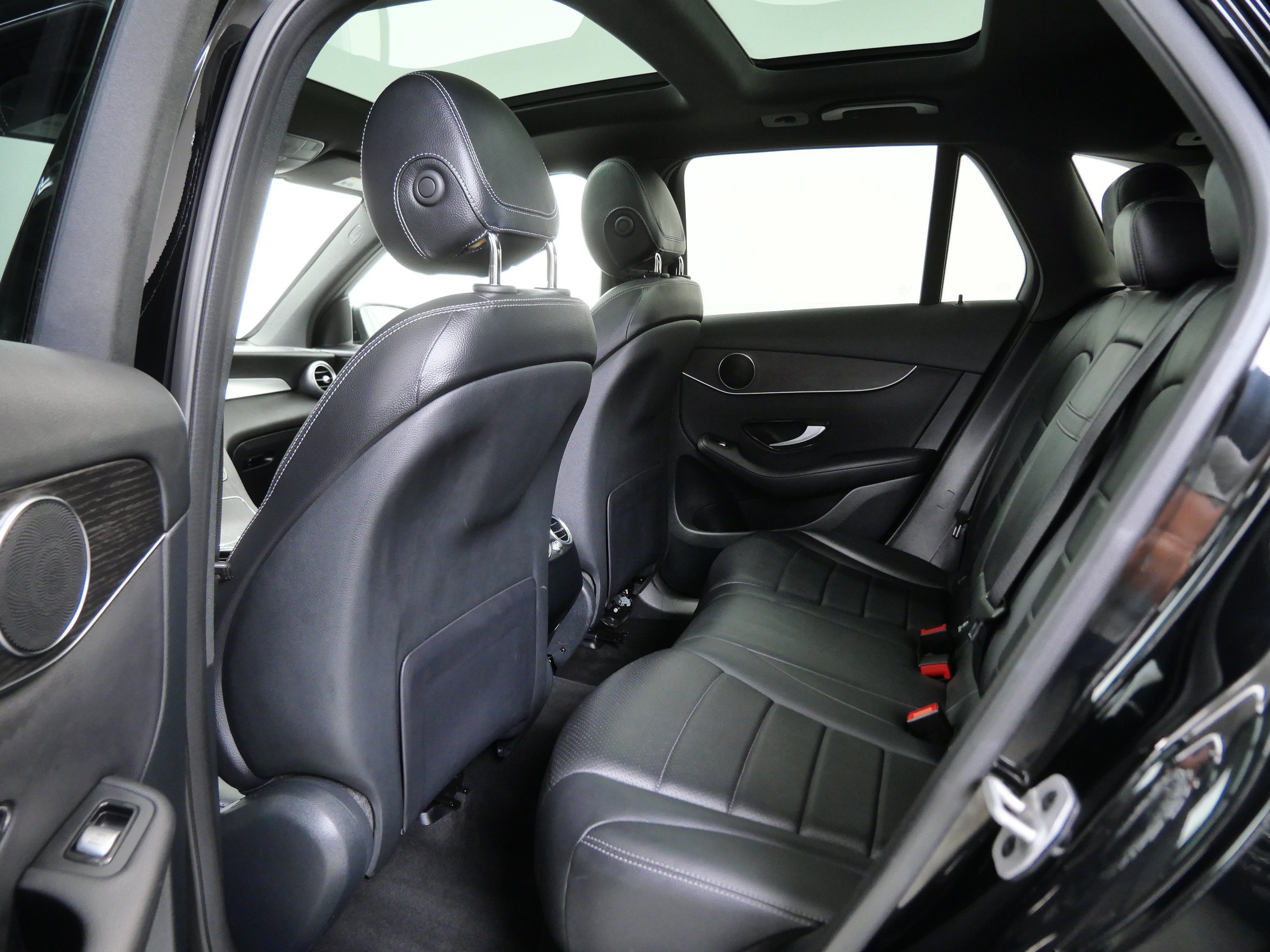 Certified 2022 Mercedes-Benz GLC 300 4MATIC image 16