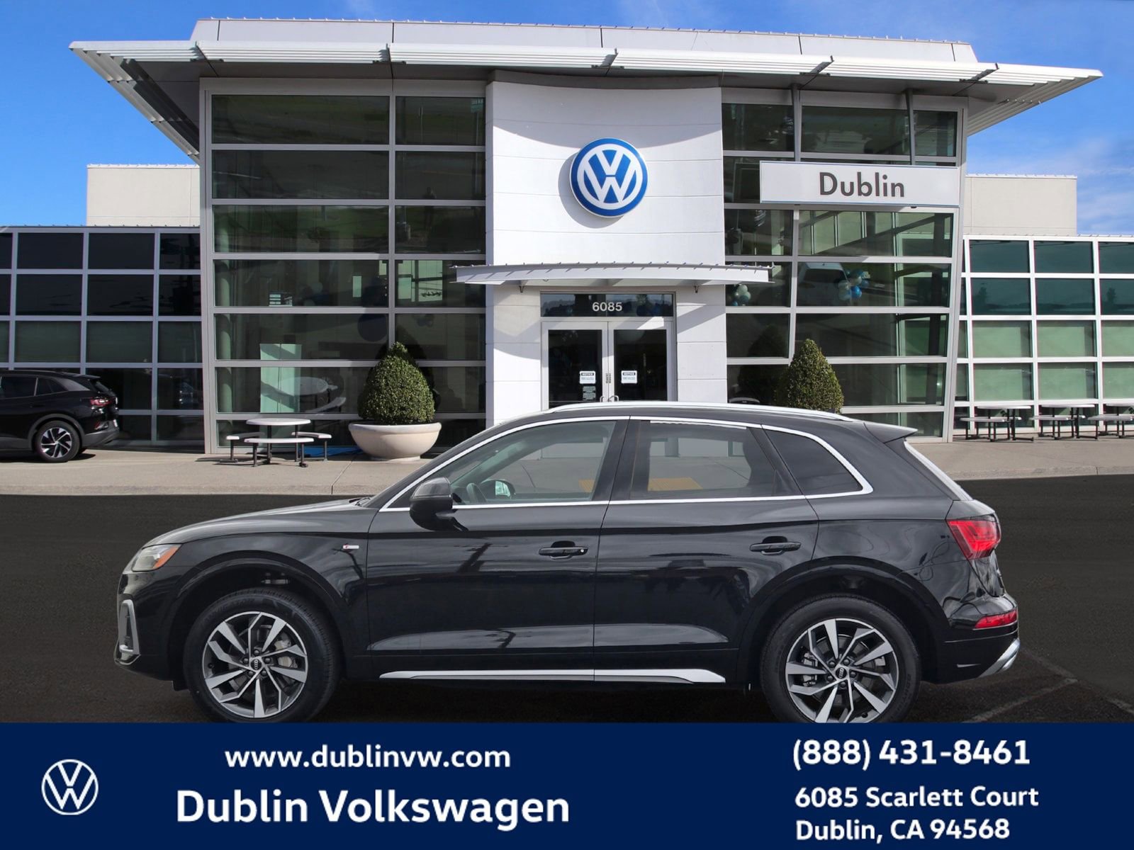 Used 2023 Audi Q5 2.0T Premium Plus w/ Premium Plus Package AWD/4WD image 7