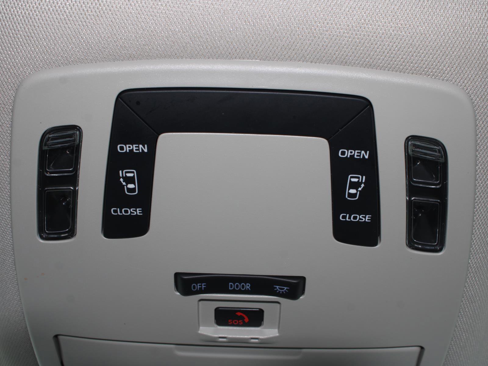 Used 2022 Toyota Sienna LE image 11