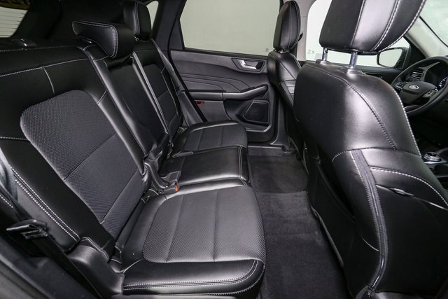 Used 2022 Ford Escape SEL image 19