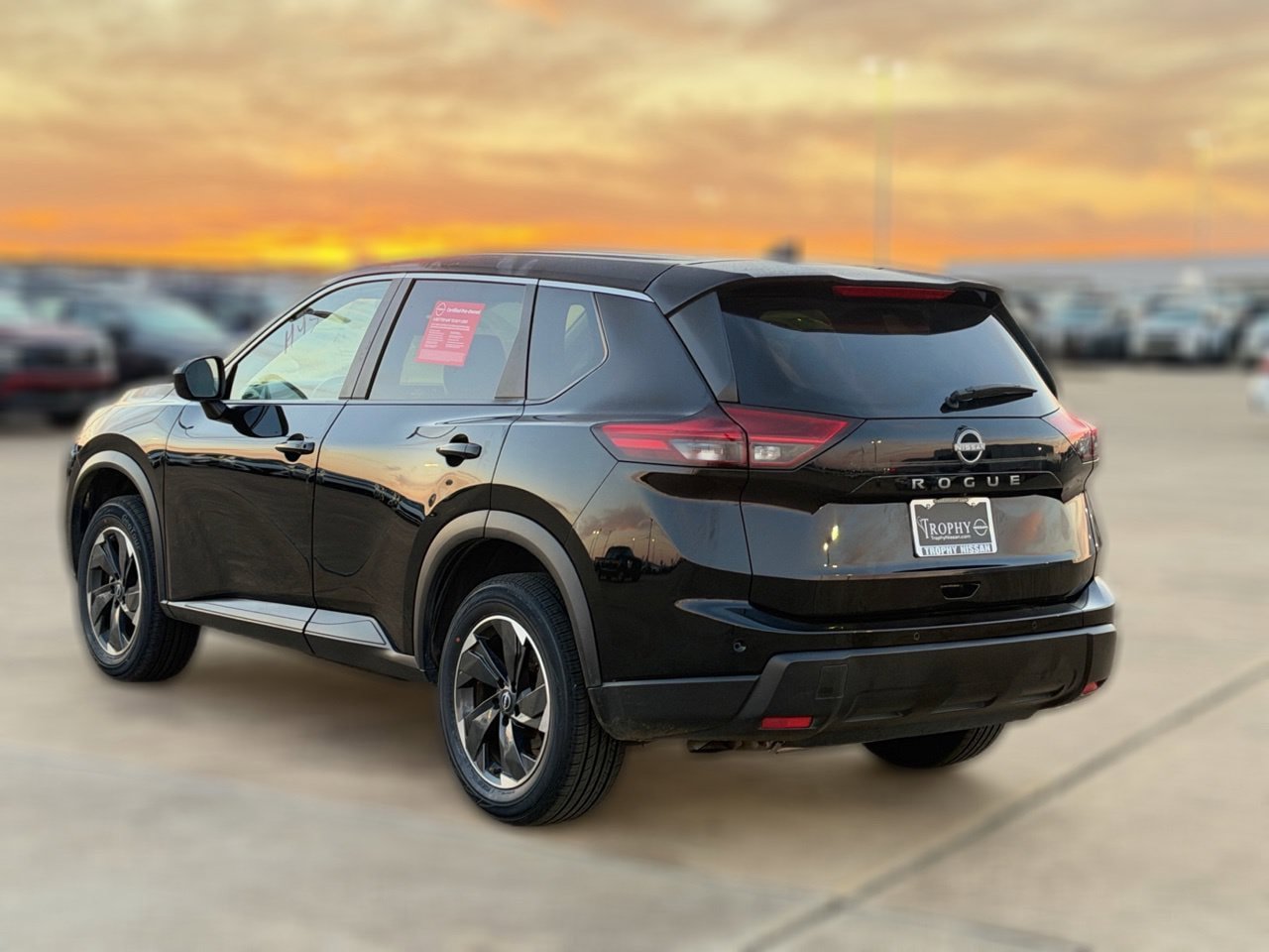Certified 2025 Nissan Rogue SV FWD image 7