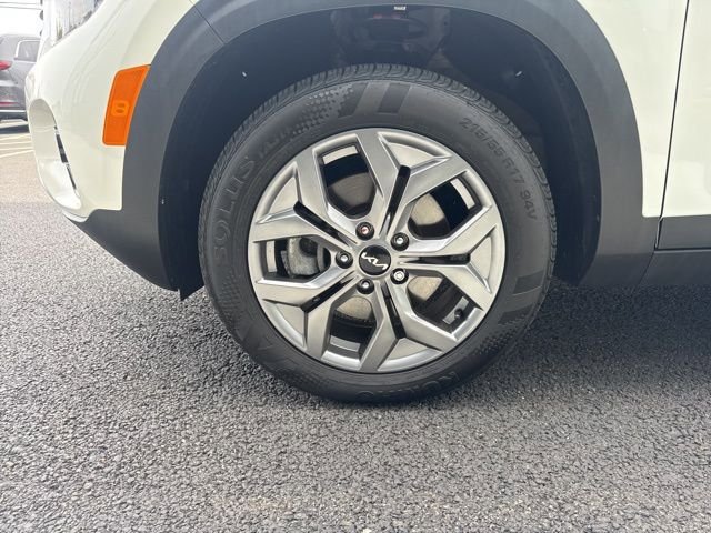 Used 2024 Kia Seltos S AWD/4WD image 9