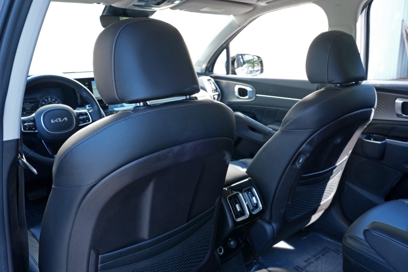 Used 2022 Kia Sorento SX FWD image 35