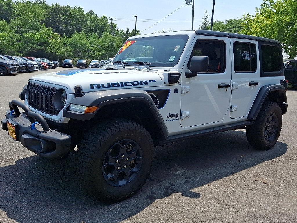 Certified 2023 Jeep Wrangler Unlimited Rubicon 4xe AWD/4WD image 3