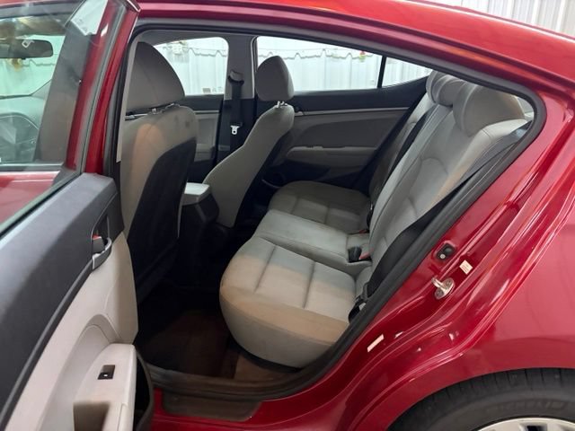 Used 2018 Hyundai Elantra SE FWD image 14