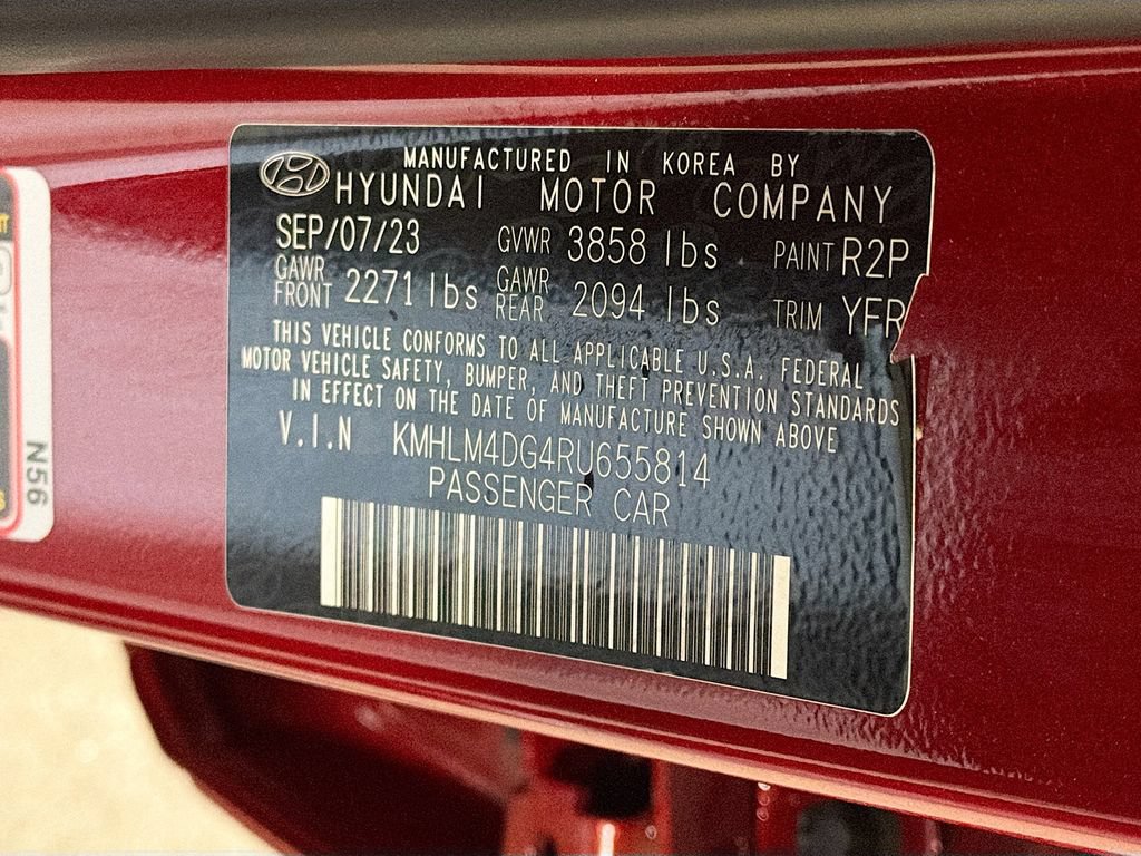Used 2024 Hyundai Elantra SEL FWD image 34