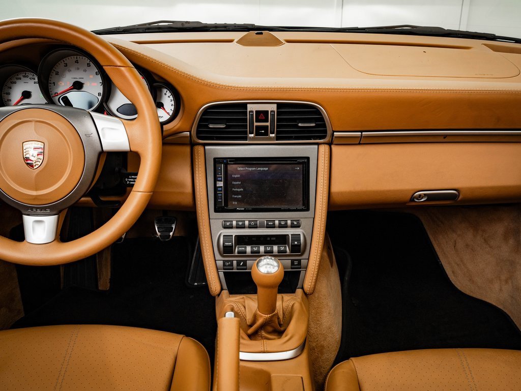 Used 2005 Porsche 911 Carrera S image 6