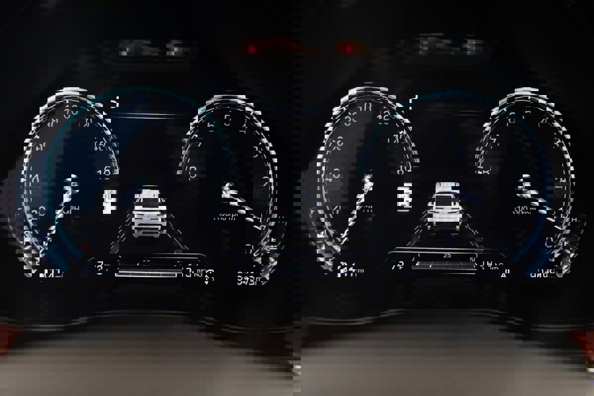 Used 2023 Genesis GV70 2.5T w/ Sport Prestige Package image 21