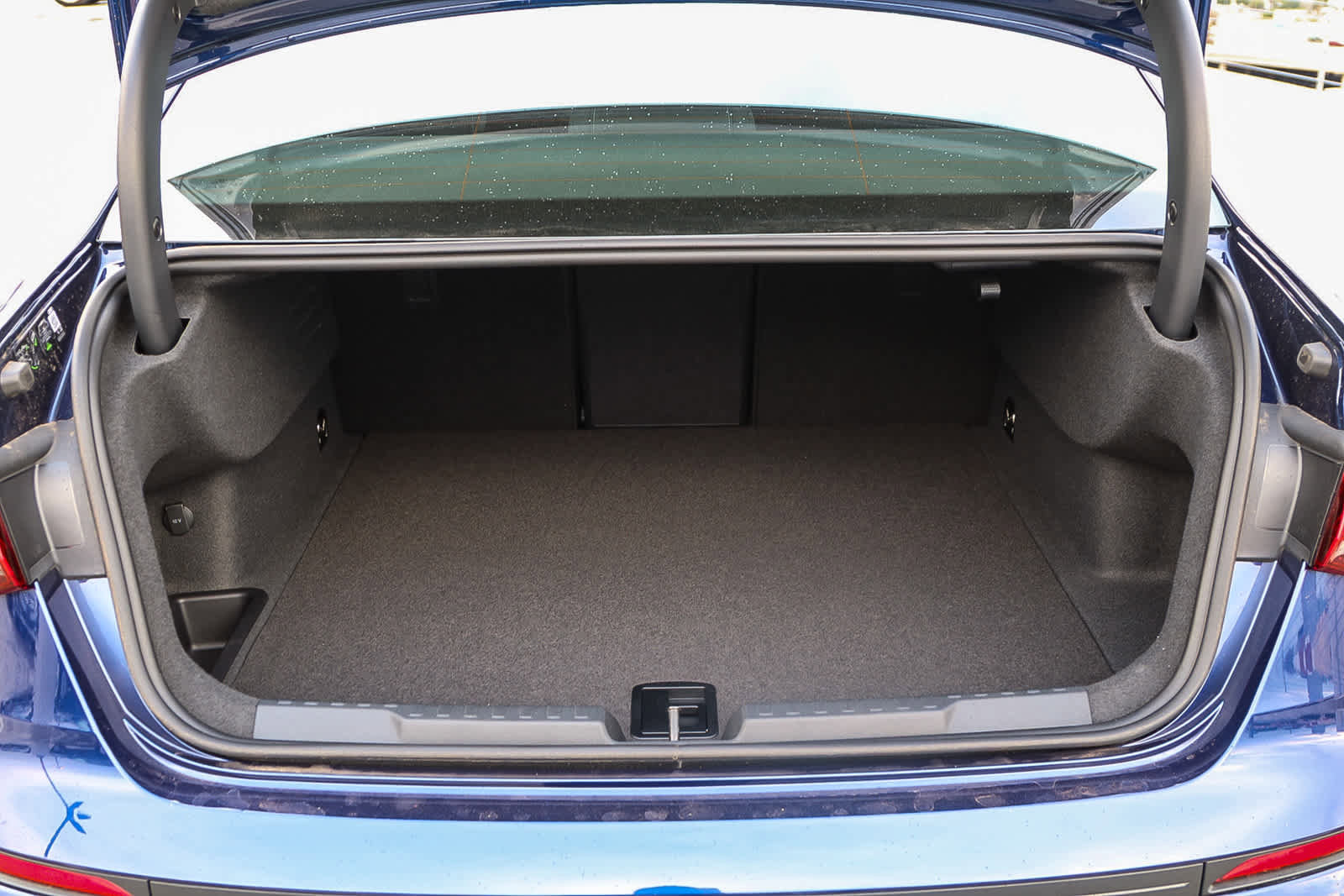 Used 2025 Audi A3 2.0T Premium w/ Black Optic Package image 25