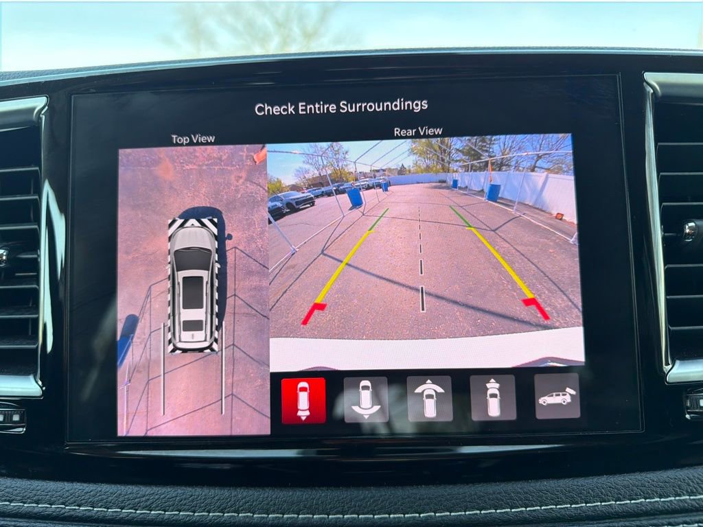 Used 2022 Chrysler Pacifica Limited image 40