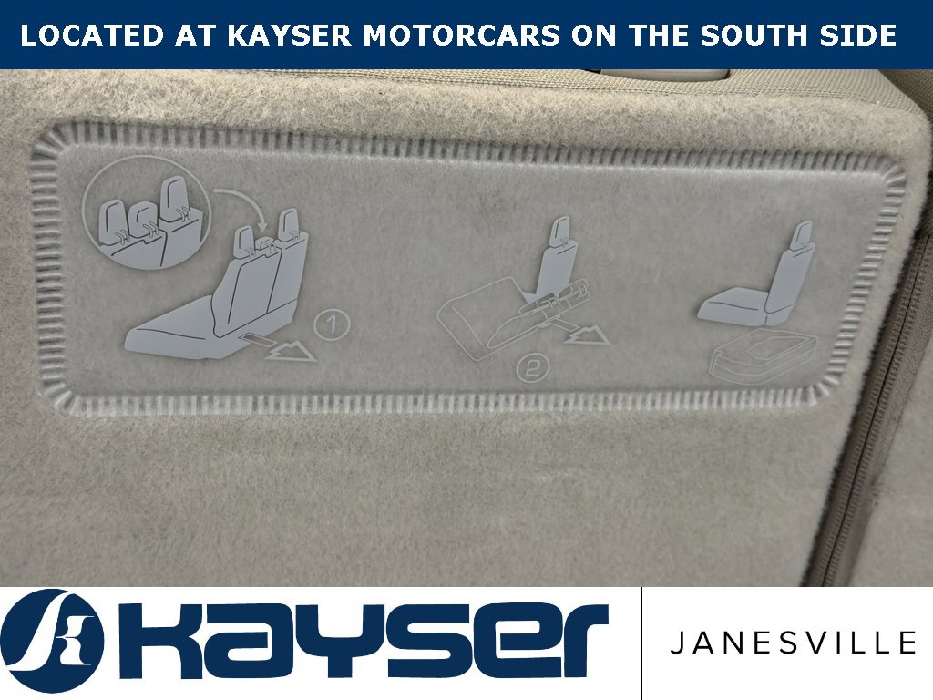 Used 2017 Chrysler Pacifica Touring image 13