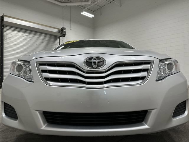Used 2010 Toyota Camry LE FWD image 10