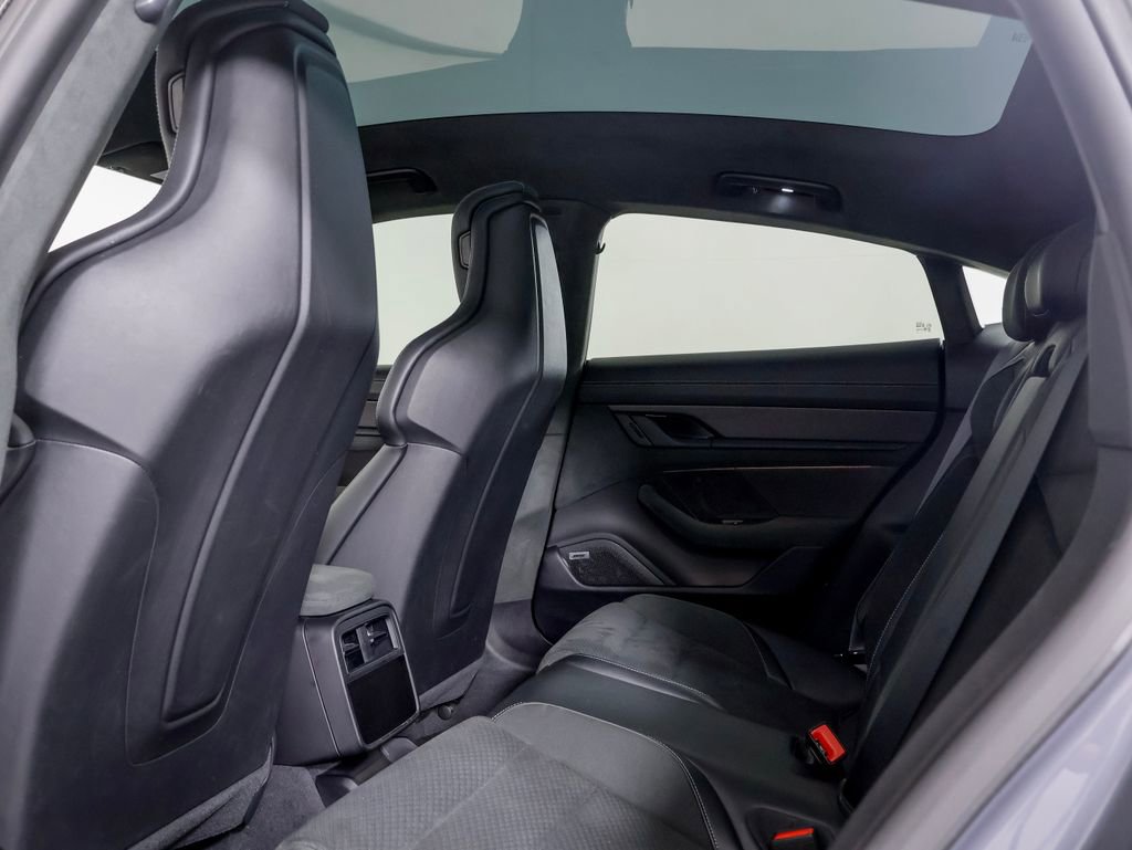 Certified 2025 Porsche Taycan GTS w/ Premium Package AWD/4WD image 28
