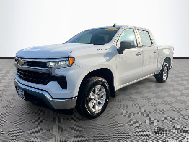 Used 2025 Chevrolet Silverado 1500 LT image 3