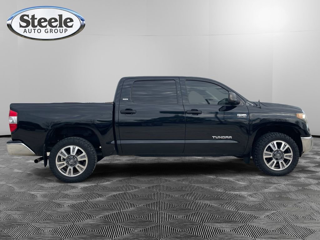 Used 2018 Toyota Tundra SR5 w/ SR5 Upgrade Package image 6
