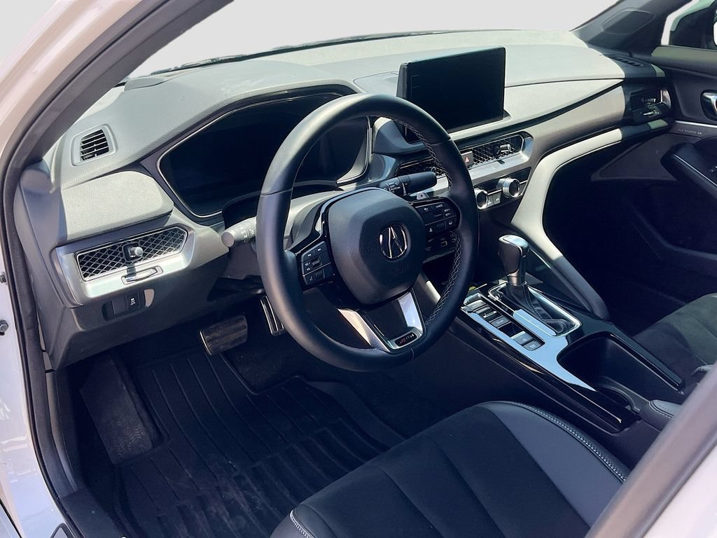 Used 2025 Acura Integra A-Spec w/ Technology Package FWD image 9